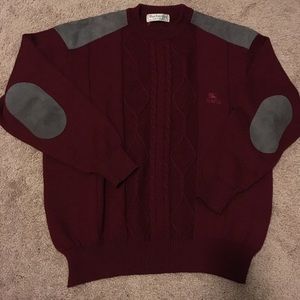 Burberry’s of London red cable knit sweater XL